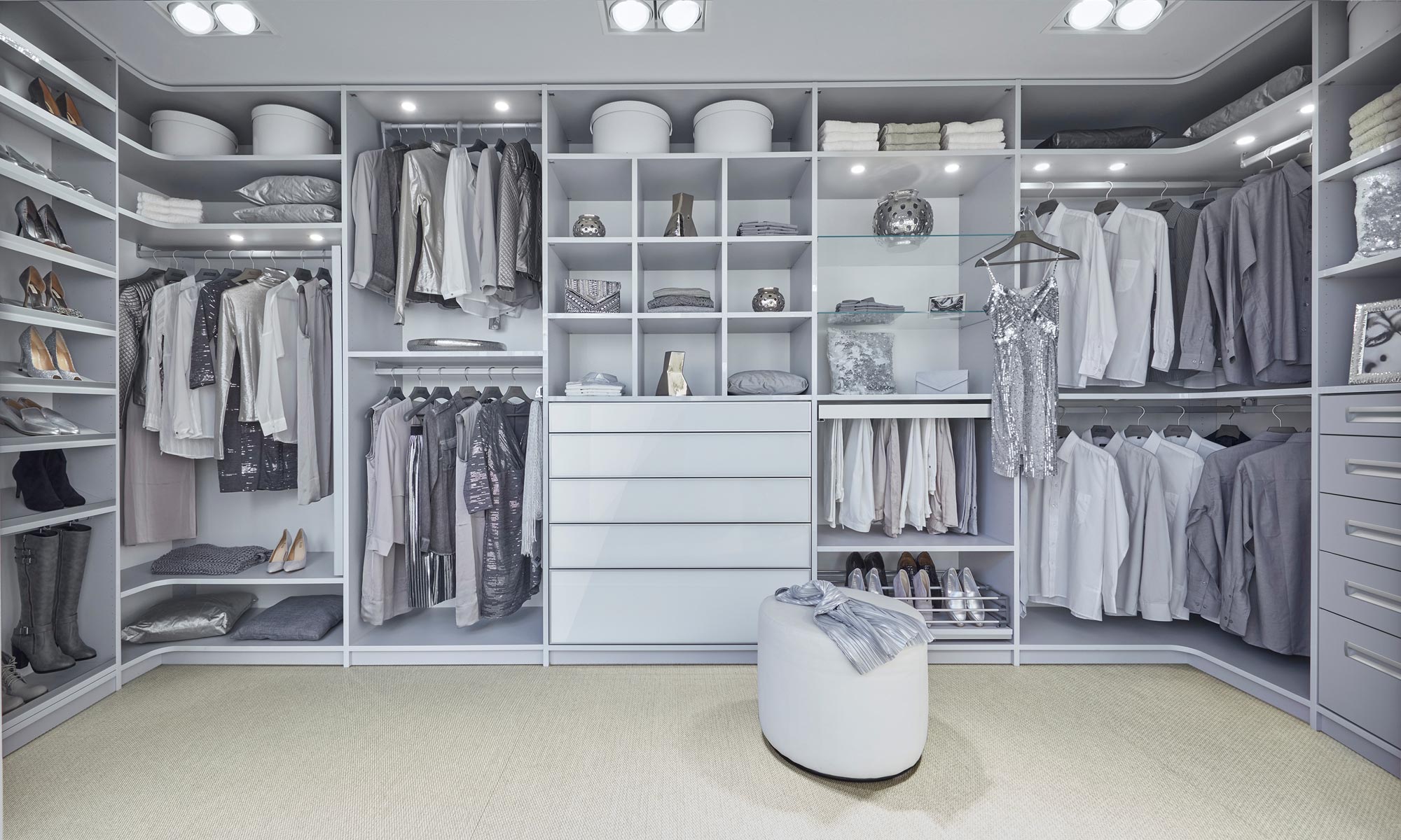 Gestaltung für den begehbaren Kleiderschrank